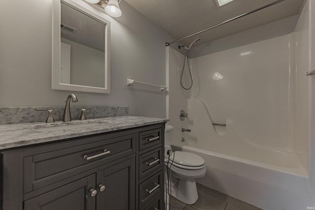 1616 Welworth Avenue, Evansville, IN 47711