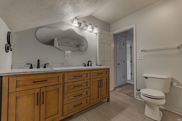 1616 Welworth Avenue, Evansville, IN 47711