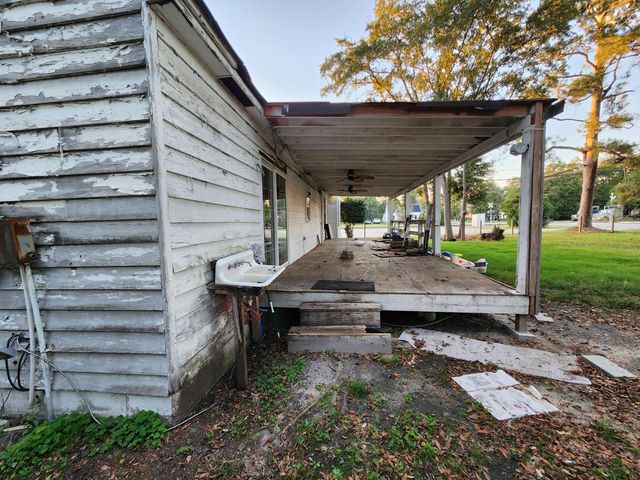 905 Peak Street, Holly Hill, SC 29059