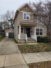 7211 Chamberlain Avenue, Cleveland, OH 44104