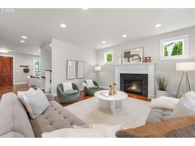 6810 Se 48TH Ave, Portland, OR 97206