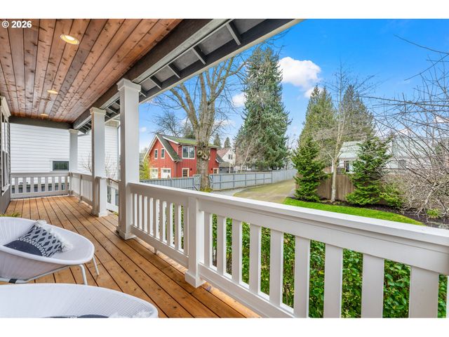 6810 Se 48TH Ave, Portland, OR 97206