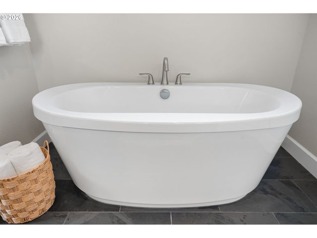 6810 Se 48TH Ave, Portland, OR 97206