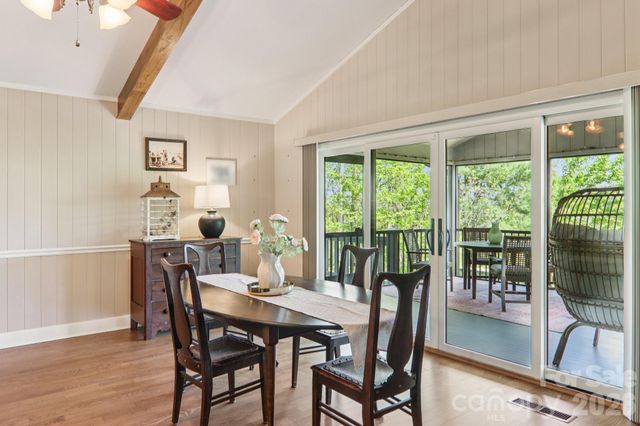 817 Greenwood Drive, Hendersonville, NC 28791