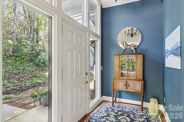 817 Greenwood Drive, Hendersonville, NC 28791