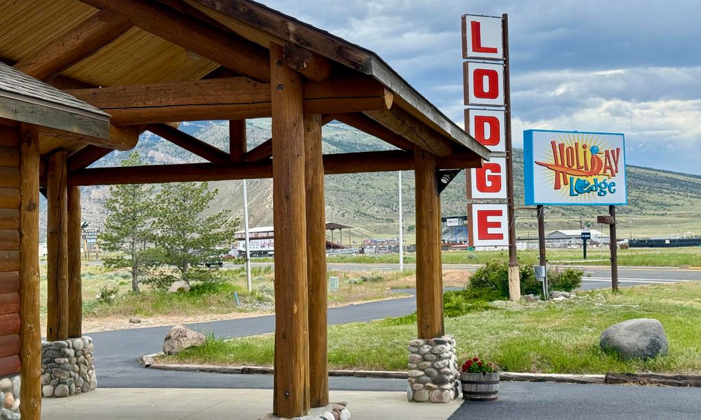 244 Yellowstone Ave., W, Cody, WY 82414 photo 17