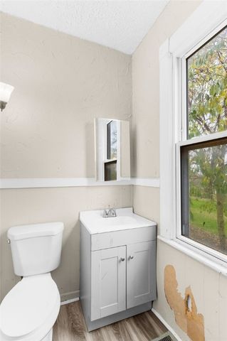 282 Orchard St, Sharon, PA 16146