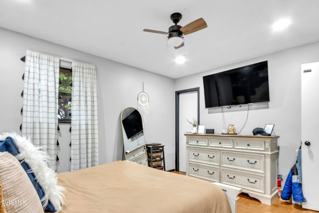 935 Ragle Street, Church Hill, TN 37642