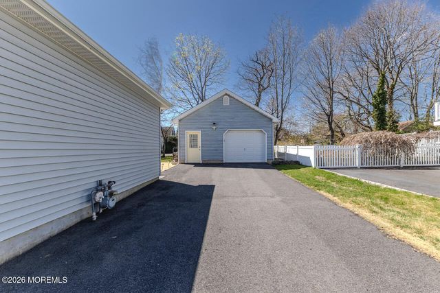 1611 Dumont Terrace, Wall, NJ 07719