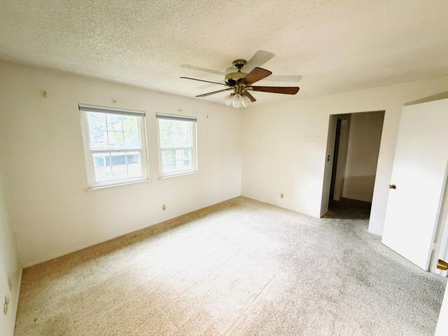 4032 Oak Villa Cir, Carmichael, CA 95608