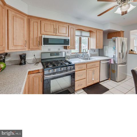 113 DUTCH NECK RD, Hightstown, NJ 08520
