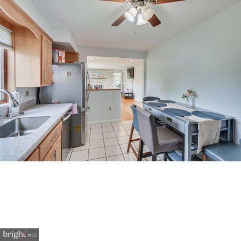 113 DUTCH NECK RD, Hightstown, NJ 08520