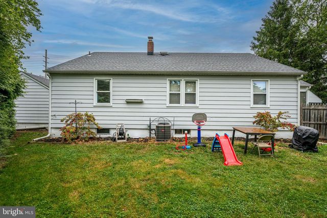 113 DUTCH NECK RD, Hightstown, NJ 08520