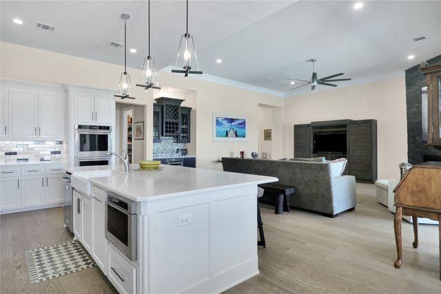 1809 Shade Tree Street, Fort Worth, TX 76008