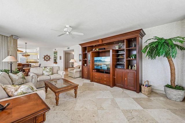800 Ocean Drive 1105, Juno Beach, FL 33408