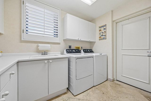 800 Ocean Drive 1105, Juno Beach, FL 33408
