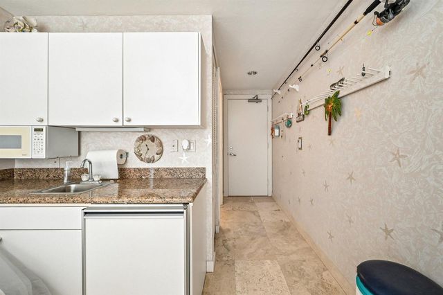 800 Ocean Drive 1105, Juno Beach, FL 33408