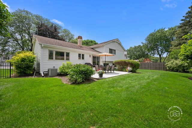 233 Terrance Drive, Naperville, IL 60565