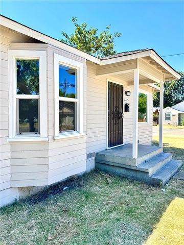 2225 N Sutter, Stockton, CA 95204