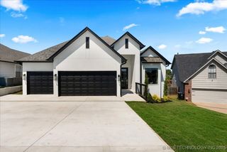 308 E Seattle Street, Broken Arrow, OK 74012
