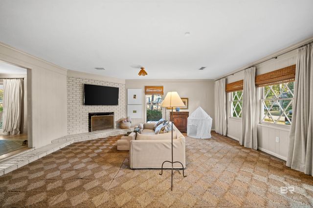 451 Ivy Circle, Fairhope, AL 36532