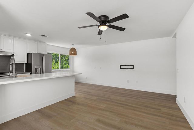 72629 Edgehill Drive 4, Palm Desert, CA 92260