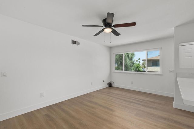 72629 Edgehill Drive 4, Palm Desert, CA 92260