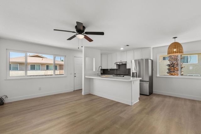 72629 Edgehill Drive 4, Palm Desert, CA 92260