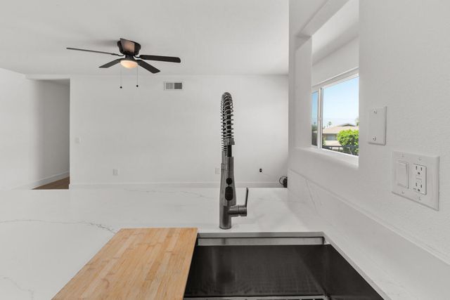 72629 Edgehill Drive 4, Palm Desert, CA 92260