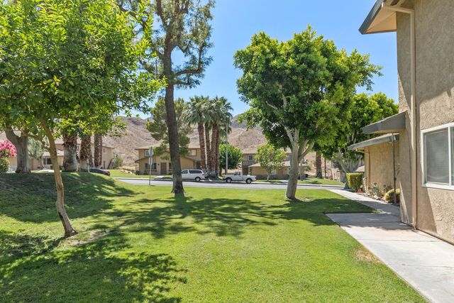 72629 Edgehill Drive 4, Palm Desert, CA 92260