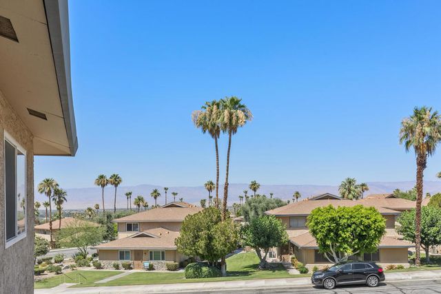 72629 Edgehill Drive 4, Palm Desert, CA 92260