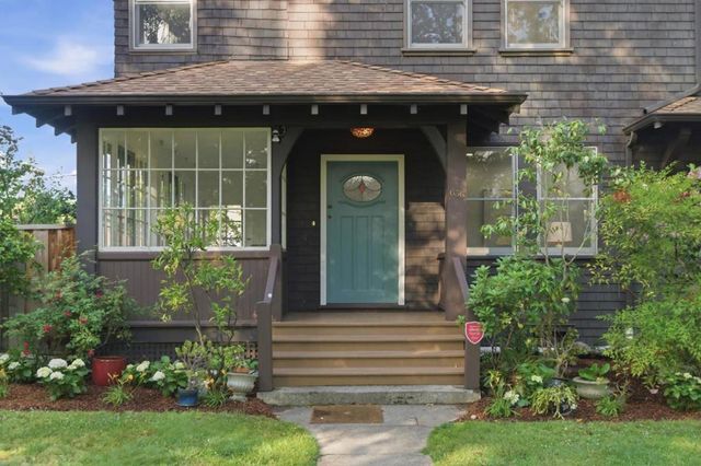 636 Alvarado Row, Stanford, CA 94305