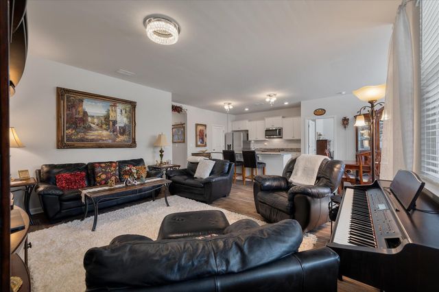 267 N Light Way, Summerville, SC 29486