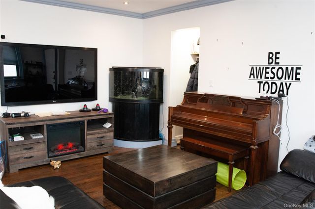 199-18 16th Avenue 2-5, Whitestone, NY 11357