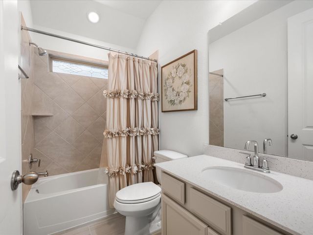 15881 Hayes Market Loop, Conroe, TX 77302