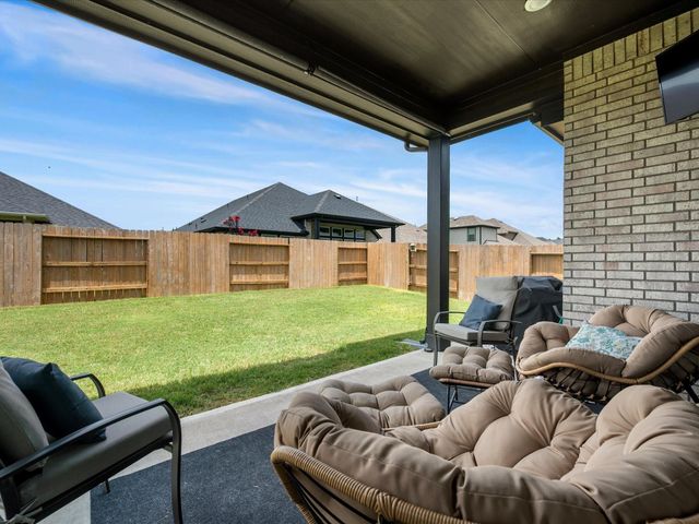 15881 Hayes Market Loop, Conroe, TX 77302