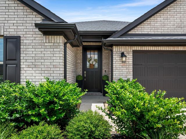 15881 Hayes Market Loop, Conroe, TX 77302