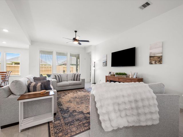 15881 Hayes Market Loop, Conroe, TX 77302