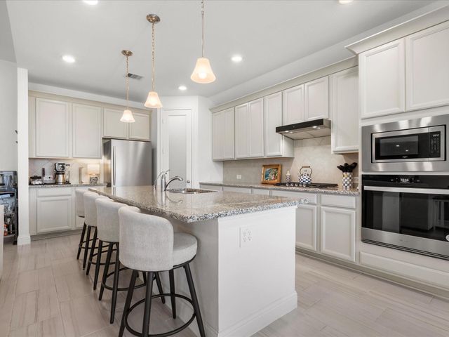15881 Hayes Market Loop, Conroe, TX 77302
