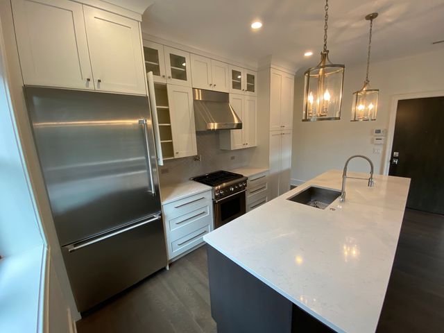 3946 N Hoyne Avenue 2S, Chicago, IL 60618