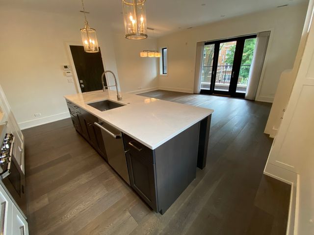 3946 N Hoyne Avenue 2S, Chicago, IL 60618