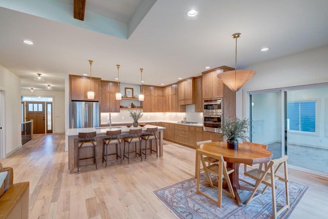 654 Windy Willow Road, Verona, WI 53593