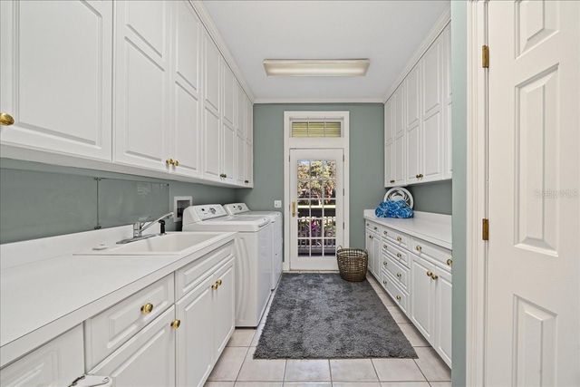 1200 PENINSULA DRIVE, Tavares, FL 32778