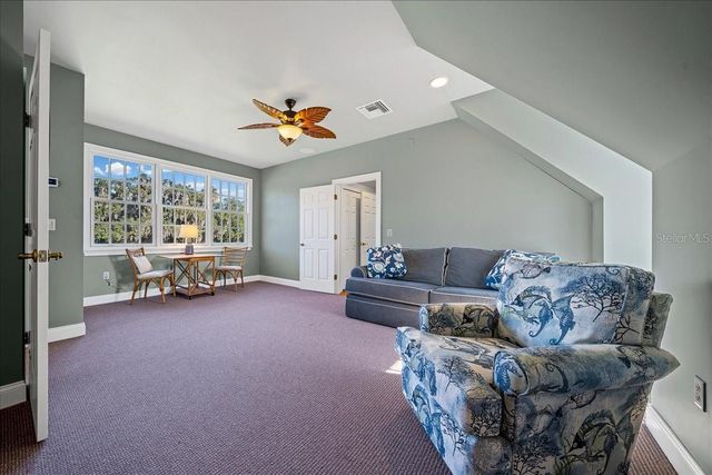 1200 PENINSULA DRIVE, Tavares, FL 32778