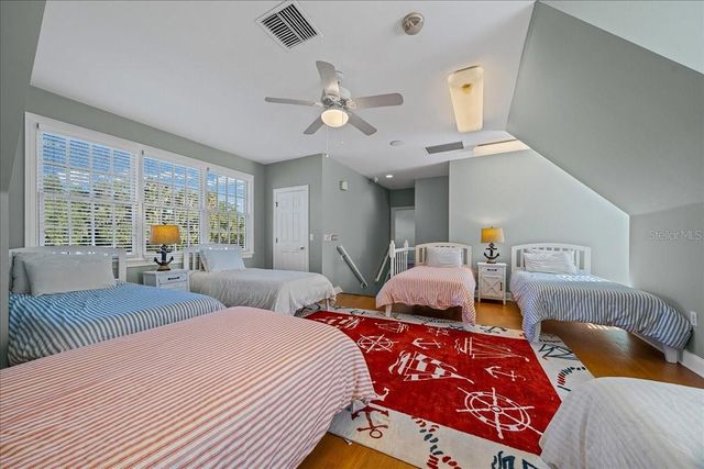 1200 PENINSULA DRIVE, Tavares, FL 32778