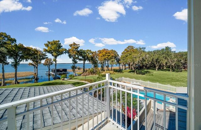 1200 PENINSULA DRIVE, Tavares, FL 32778