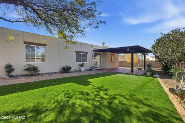 10627 E Northern Crest Drive, Tucson, AZ 85748