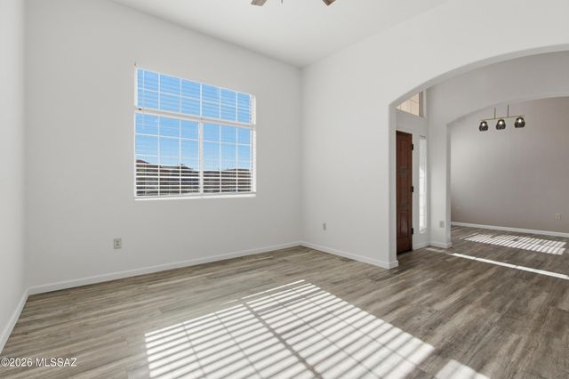 10627 E Northern Crest Drive, Tucson, AZ 85748