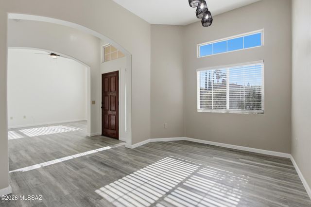 10627 E Northern Crest Drive, Tucson, AZ 85748