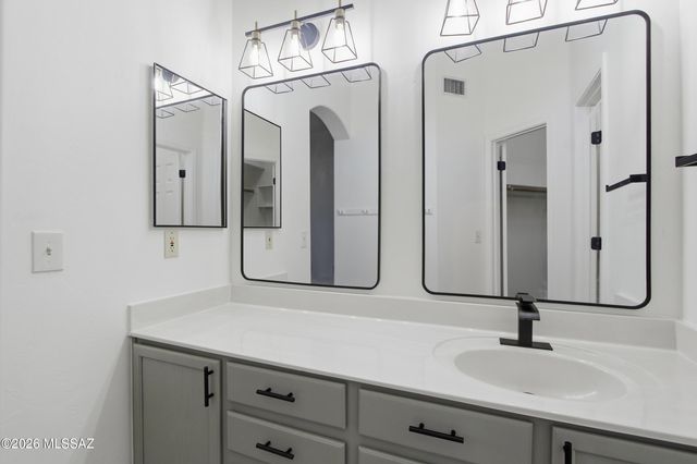 10627 E Northern Crest Drive, Tucson, AZ 85748